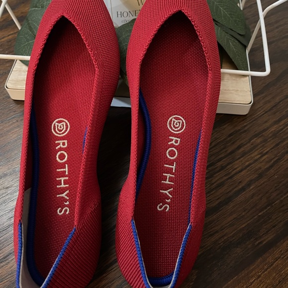 Rothy's Shoes - Rothy’s The Point Chili Red Size 8.5 Like New